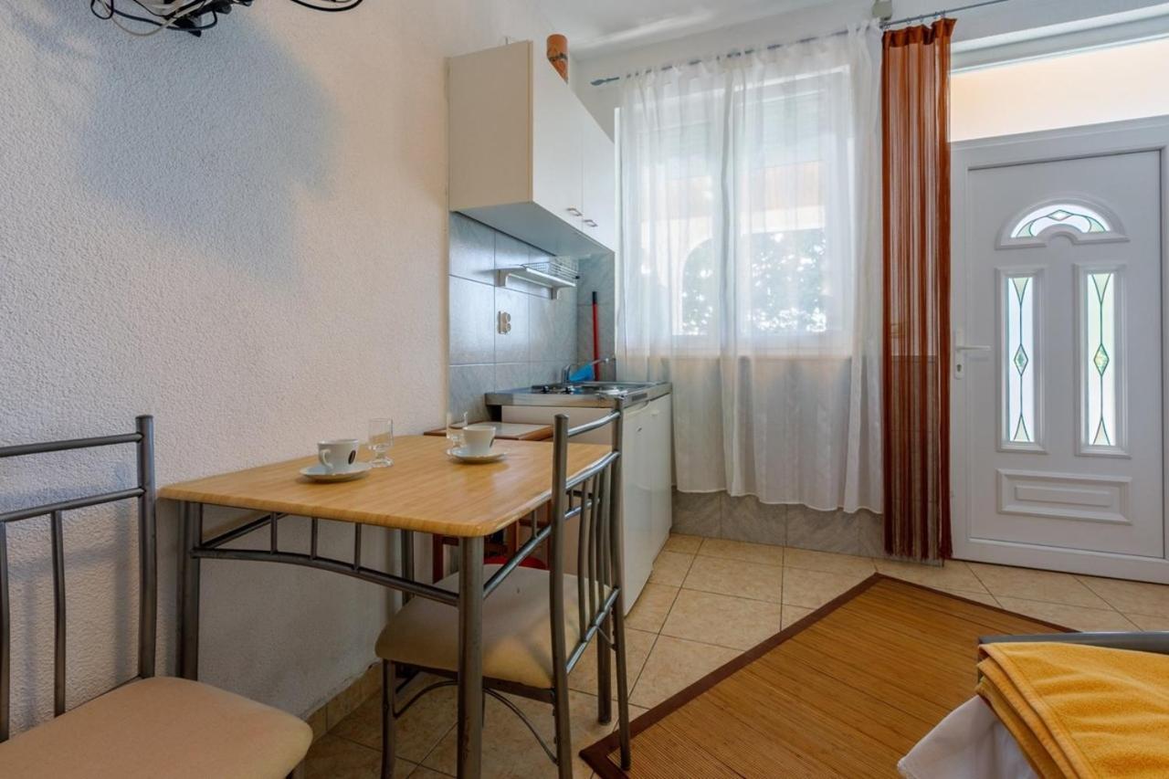 One-Bedroom Apartment In Dramalj Xxv 客房 照片